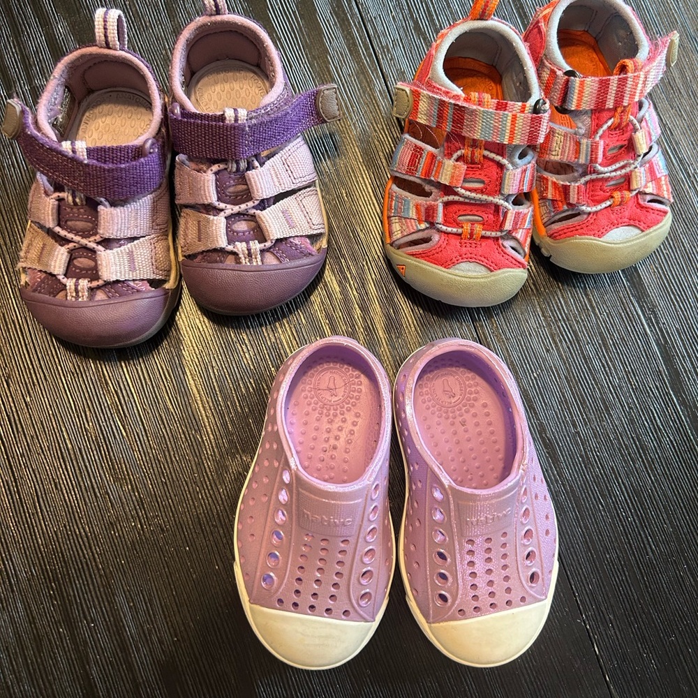 Keen and Native lot